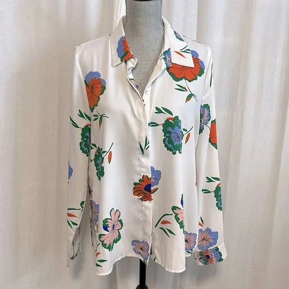 Floral Button Down  Blouse, Size XL - Picture 2 of 12